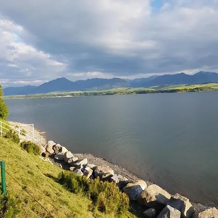 Drevenica Marka Beachfront Stunning View By The Liptovsky Trnovec