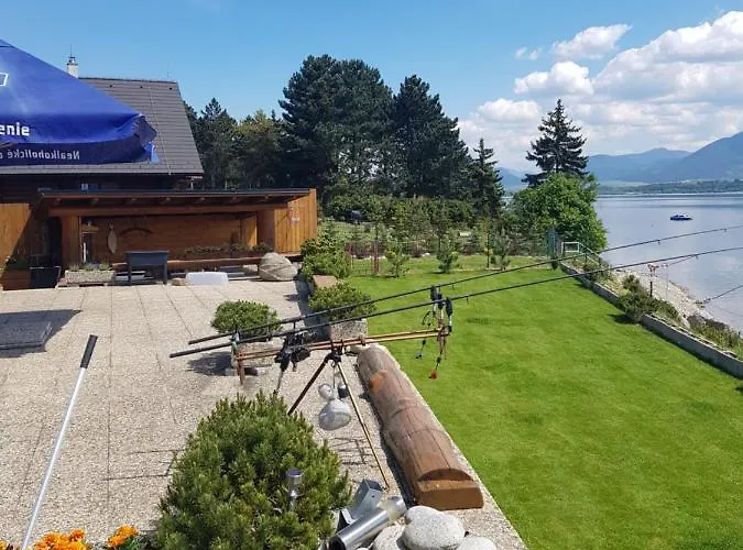 Drevenica Marka Beachfront 펜션 립토브스키트로노벡